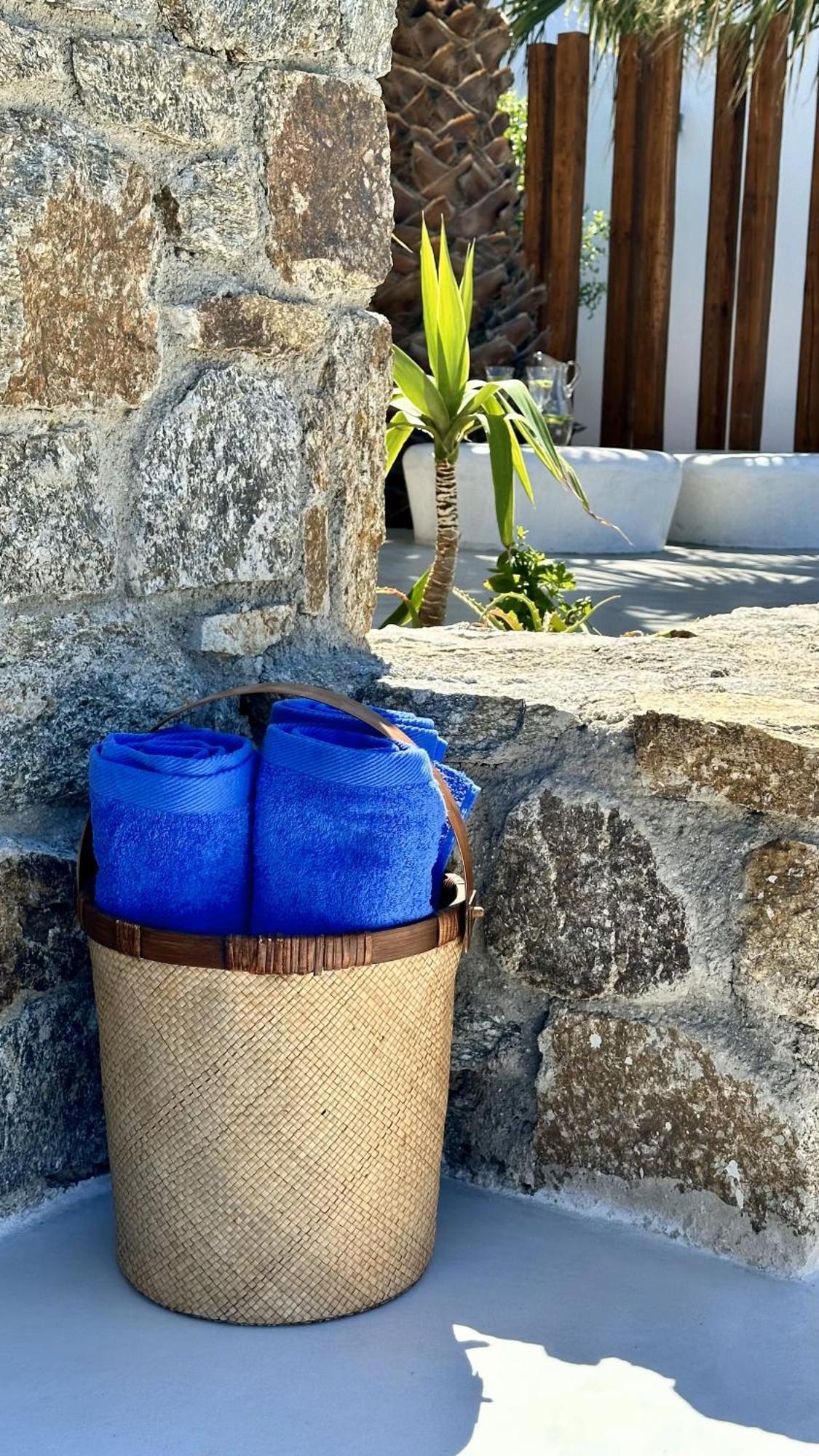 Myconian Theros Luxury Suites Ano Mera Esterno foto